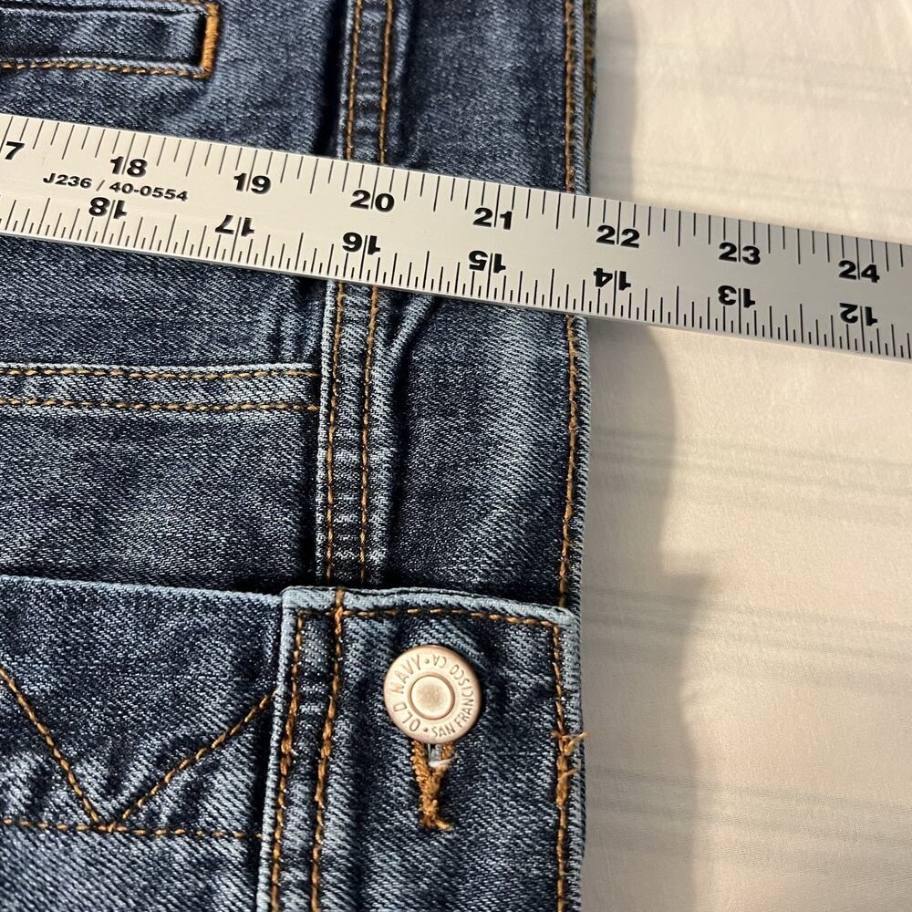 Old Navy Womens Classic Denim Trucker Jacket Size Medium Blue Button Up New - Picture 10 of 10